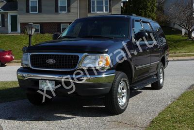 Лобовое стекло Ford Expedition I